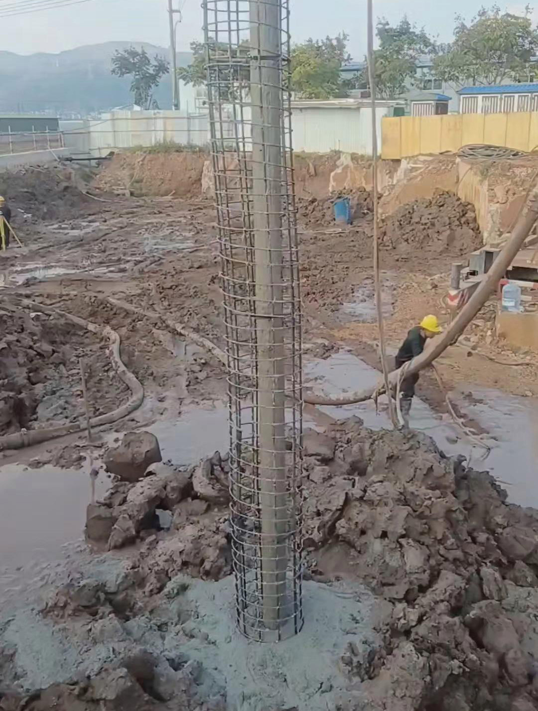 焦作长螺旋钻孔压灌桩